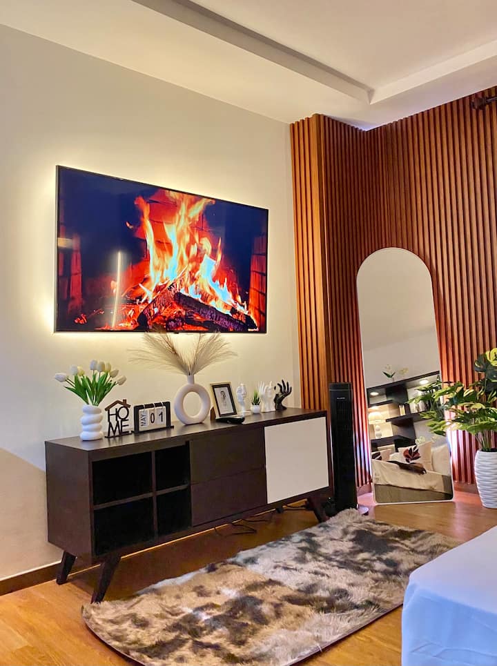 Elegant Warm Studio Balcony Staycation Haven - Baguio