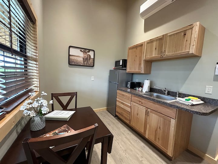 Cozy, Quiet 1-bdrm Hotel Style Cabin In Verona-#12 - Verona, NY