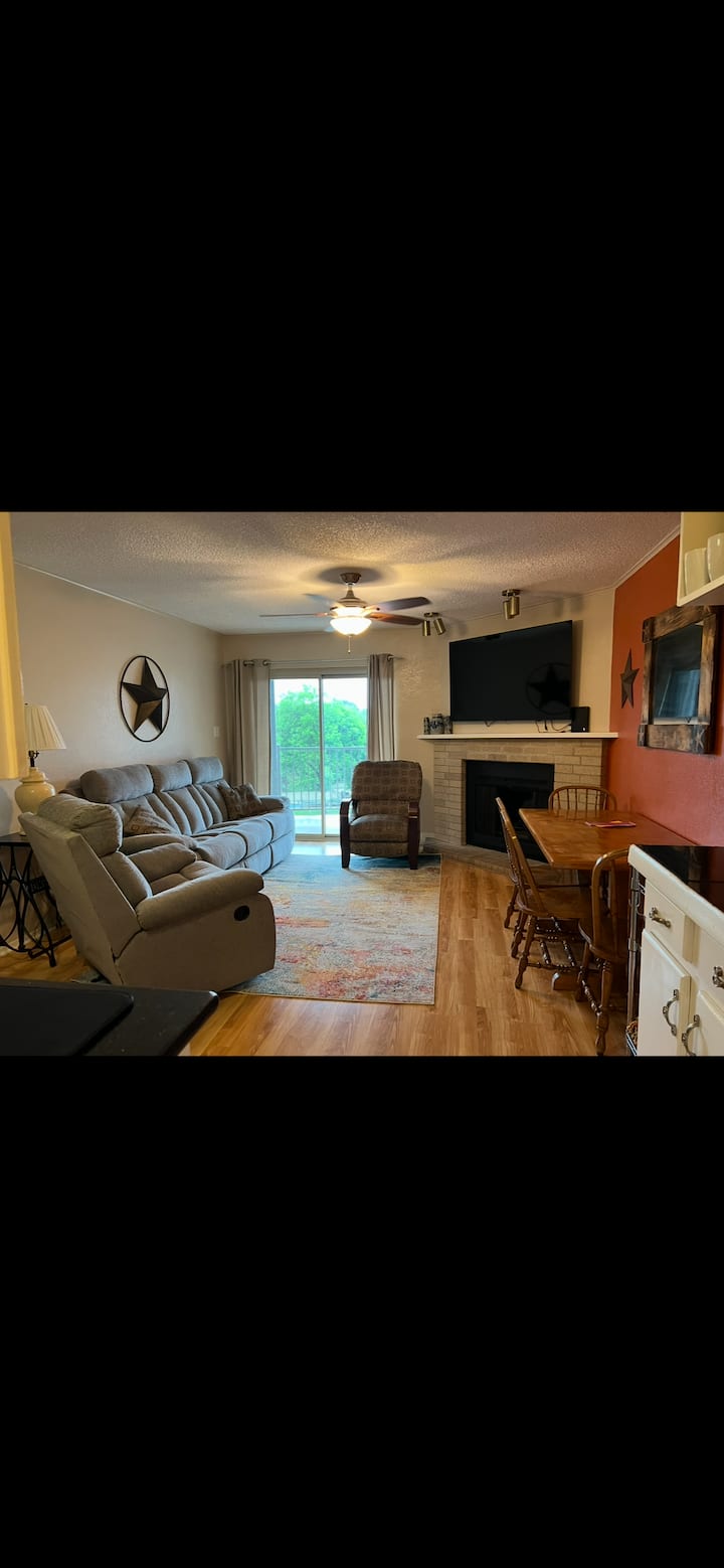 River Run Condo: In Downtown New Braunfels - New Braunfels, TX