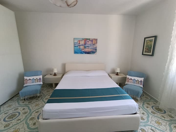 Dhomë gjumi 2