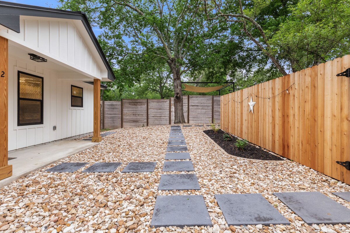Modern Private Guesthouse in South Austin