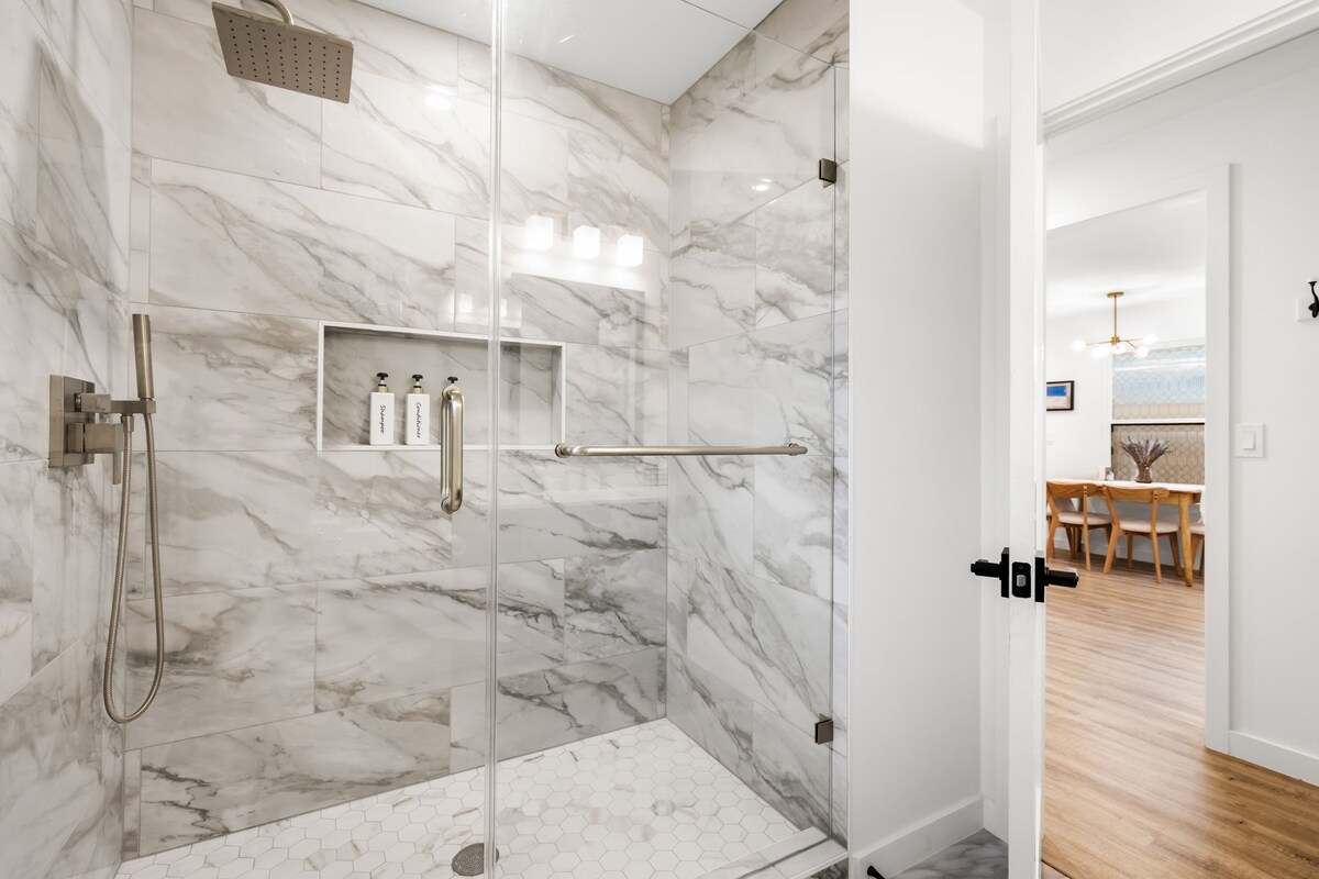 Modern Private Guesthouse in South Austin