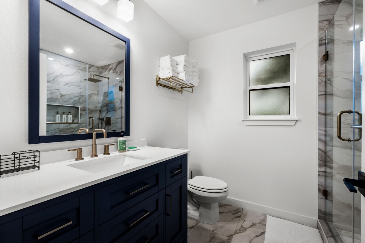 Modern Private Guesthouse in South Austin