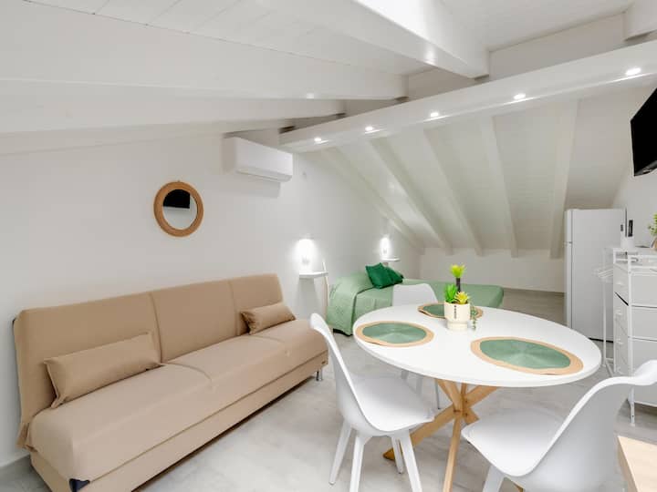 Studio Mansardé, Avec Climatisation - Castelsardo
