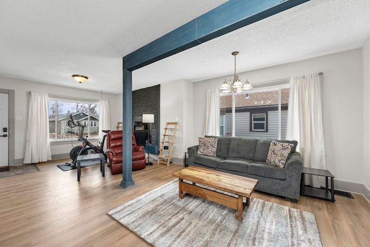 Blue Horizon On O'neil - 2br Pad With Peloton - Cheyenne, WY