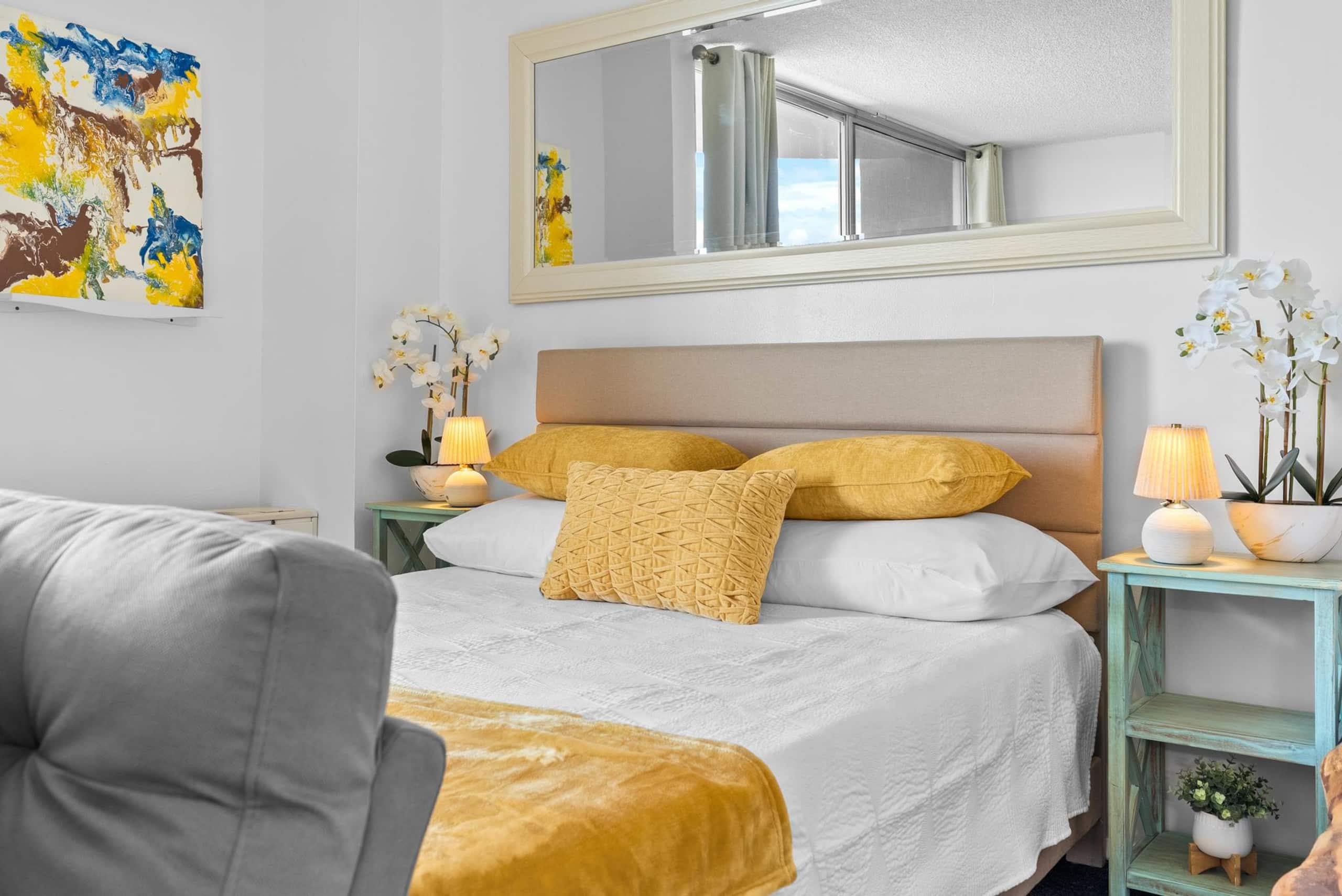 Hilo Lagoon Studio - A/C, Wi-Fi, Pool, Park Views! - Photo 17