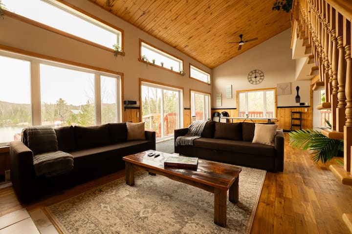 Chalet Les Amigos \ Spa Au Bord De L'eau - Rawdon