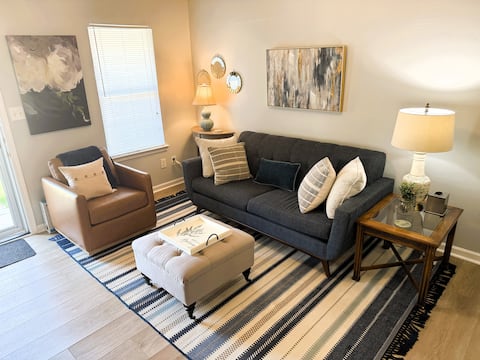Popular Airbnb listing: Porter Place | Near Uptown & Airport (CLT) in Thomasboro / Hoskins