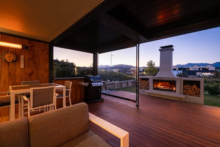 Brand New Wanaka Escape - Outdoor Fire - Wanaka