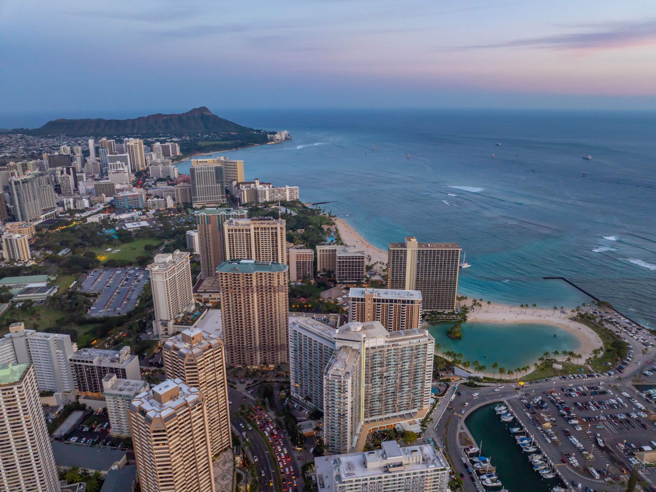 Renovated Studio, Steps to Waikiki Beach, Parking - Image 28