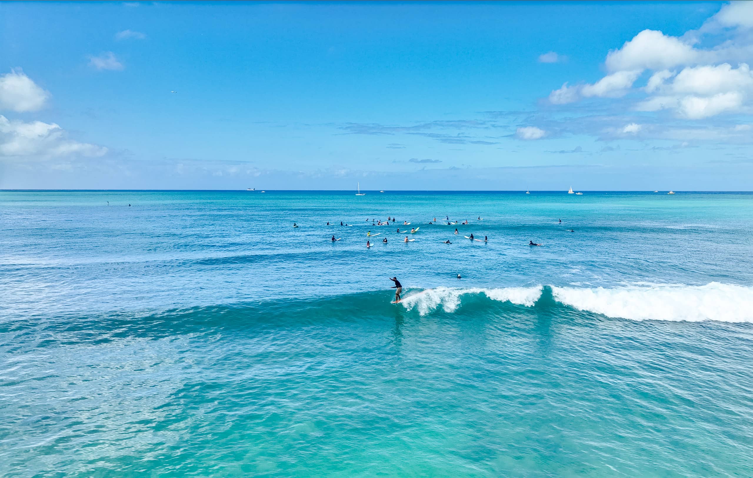 Renovated Studio, Steps to Waikiki Beach, Parking - Image 23