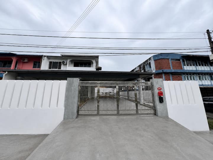 Ytd 1 Homestay - Bintulu