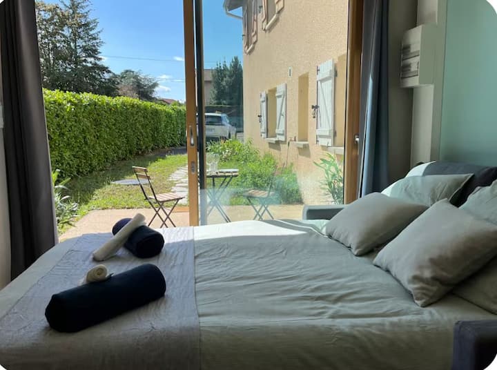 Charmant Studio à Lentilly Avec Terrasse - L'Arbresle