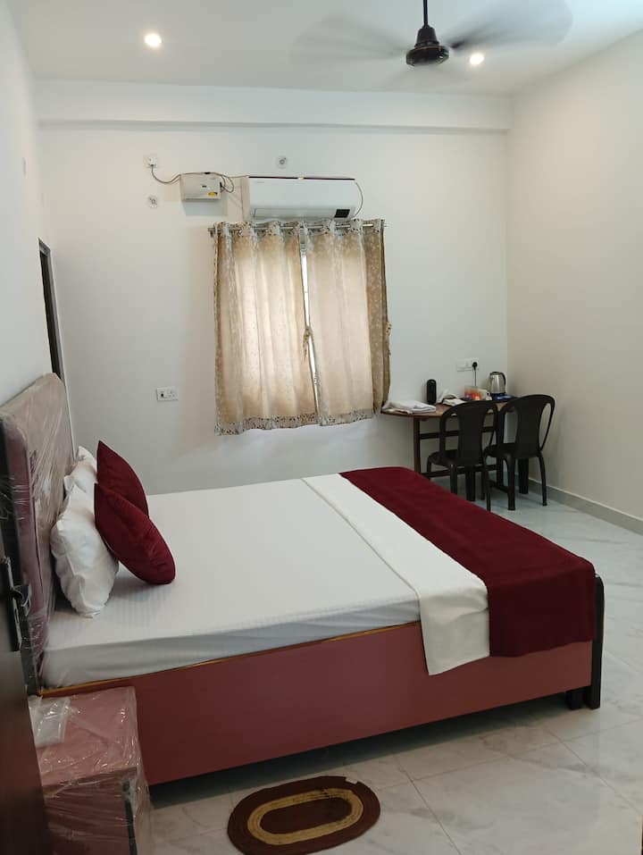 Serenity Inn (Meena Villa) - Gorakhpur