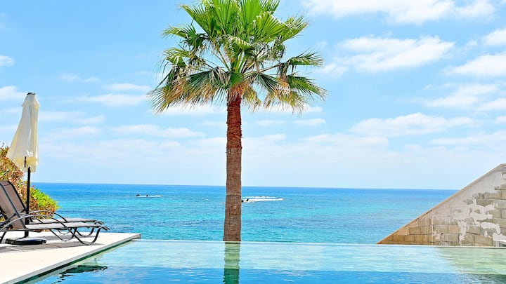 Villa Meraki - Luxury 5 Bedroom Villa On The Seafr - Zypern