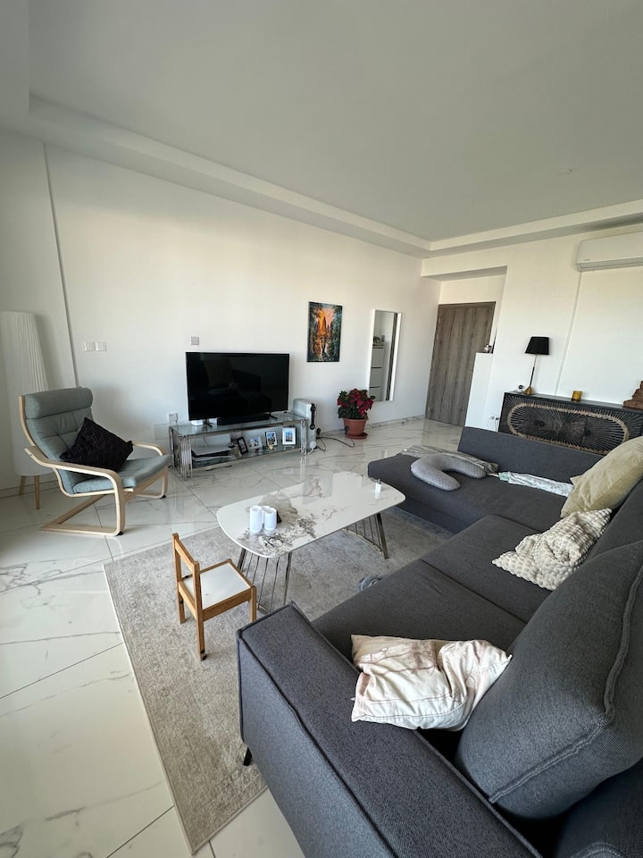 Modern Apartment With Pool & Large Terrace - Limassol