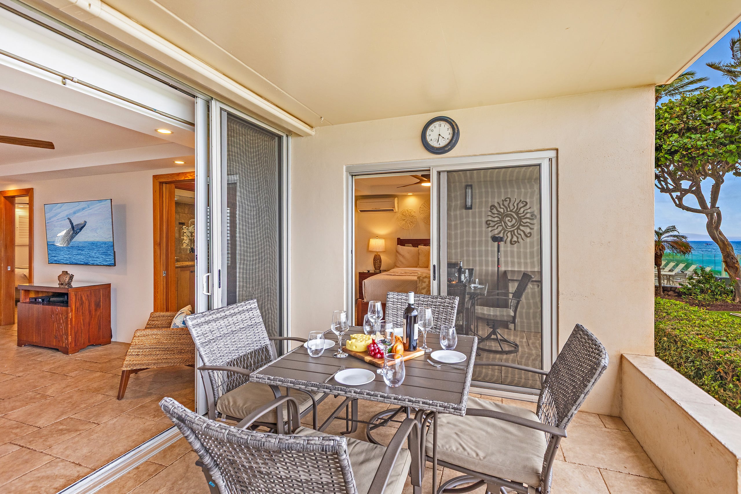 OCEANFRONT Luxury Condo *180° SWEEPING Ocean Views - Image 33