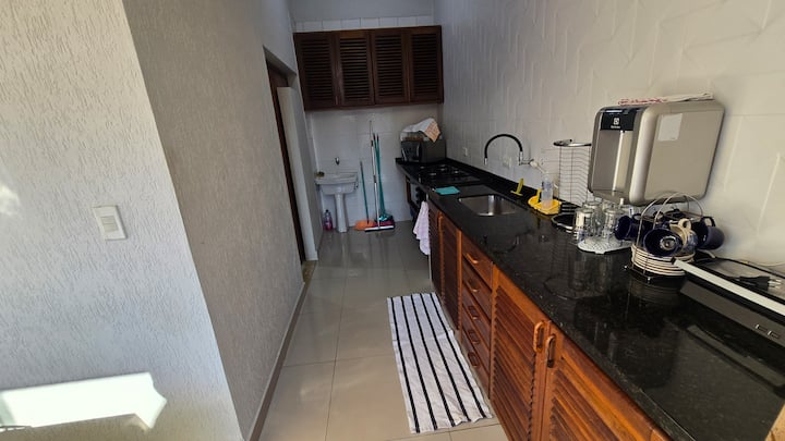 Edícula Com Piscina Para 04 Pessoas Centro Ubatuba - Ubatuba