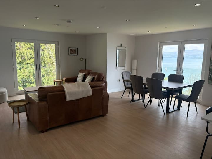 No.13 2-bed Apartment With Sea Views - Beaumaris