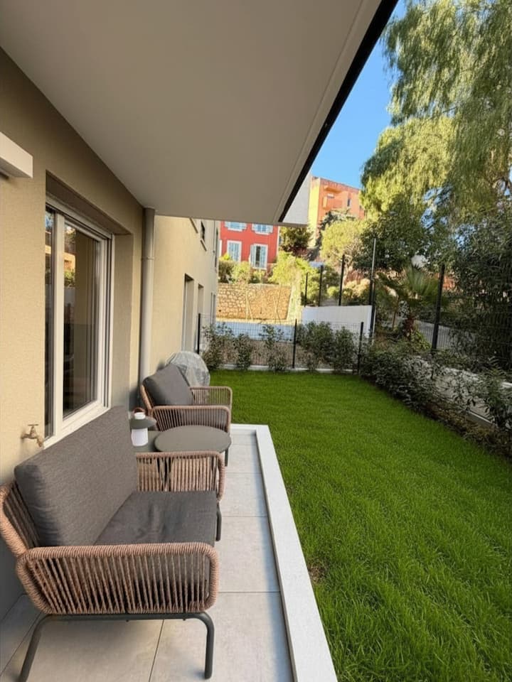 T2 Calme à Nice Cimiez, Terrasse Et Jardin Privé - Nicea