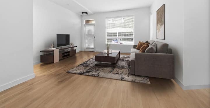Walk To Everything & Quick To Downtown Vancouver - Coquitlam