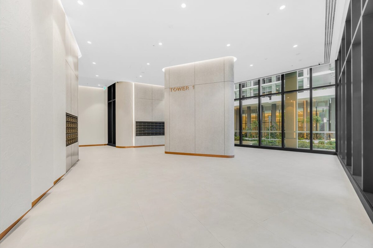2 King Beds • Olympic Park View • Pool + Parking