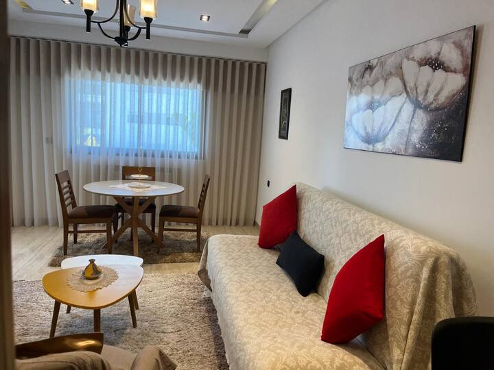 Appartement Calme Et Sécurisé, Proche De Tout - Tunisia