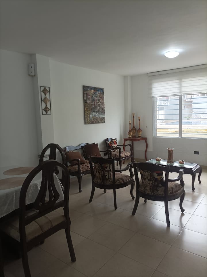 Shones Hause - Santo Domingo