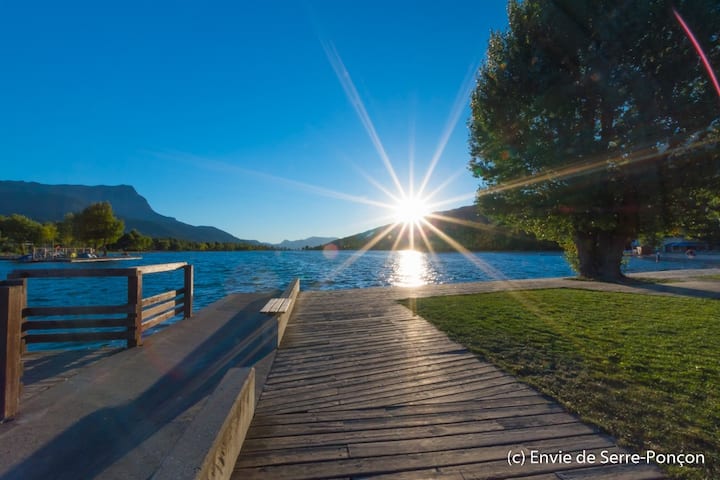 Bas De Maison Avec Jardin - Embrun