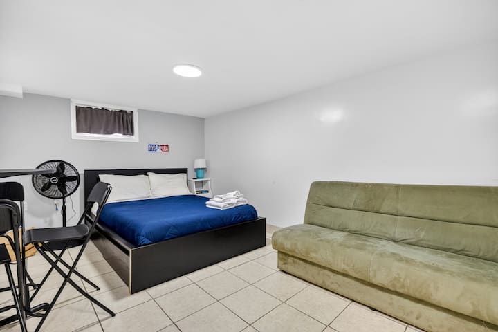 Cozy Studio In Guesthouse Near Penn Station - Newark, NJ