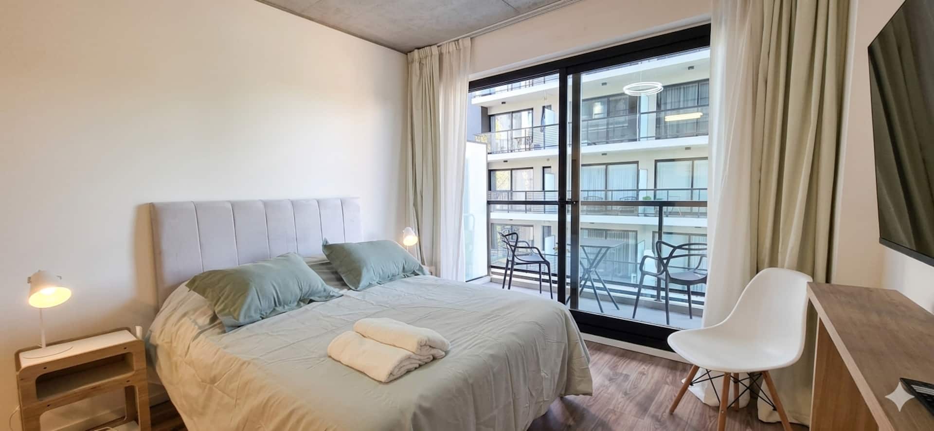 Studio apartment in Colegiales for 2, with full amenities