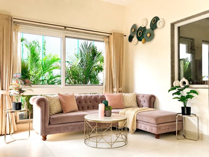 Living room image 1