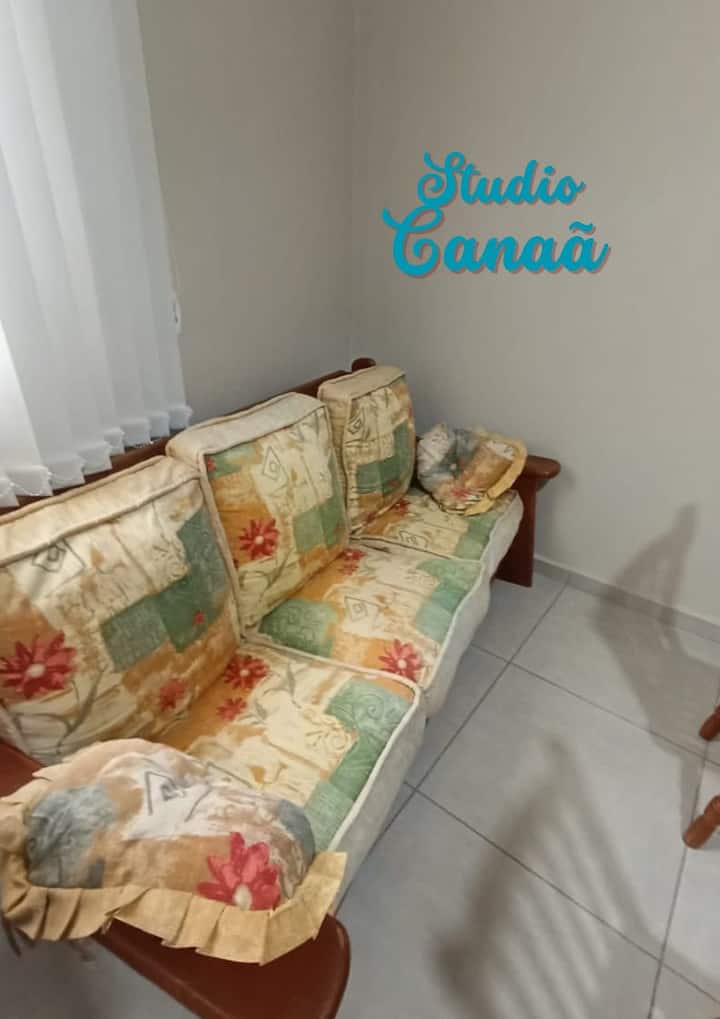 Studio Canaã 1,1km Da Praça São Benedito, Centro - Aparecida