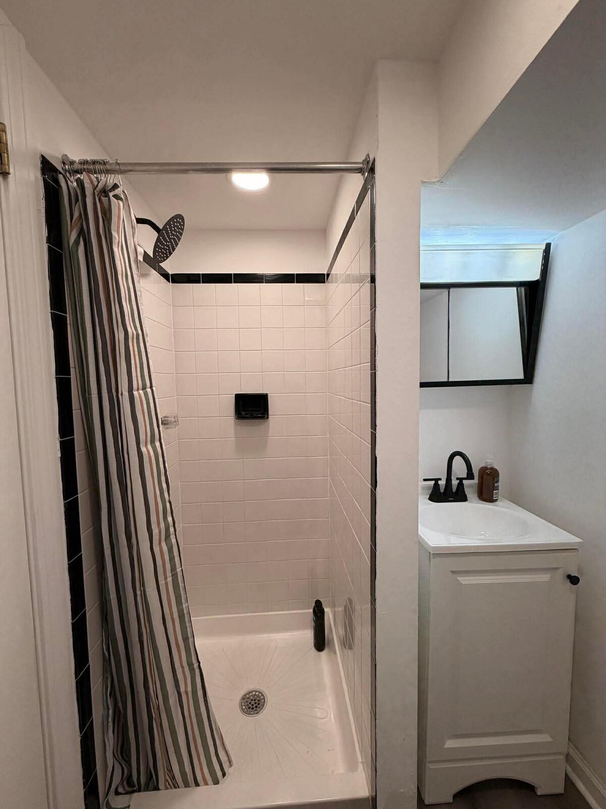 Cozy South Philly Home