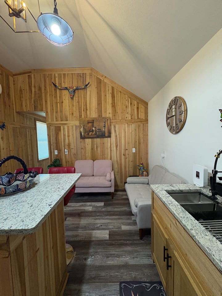 Casita Cabaña Rosa - Green Acres Golf and Games - San Antonio
