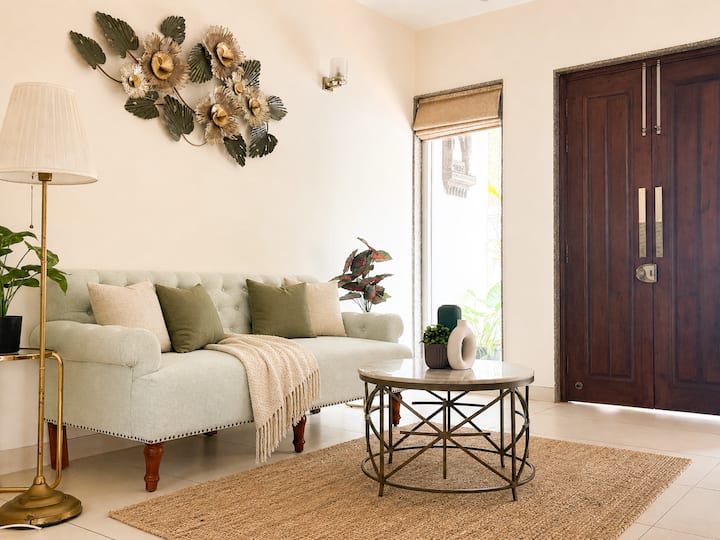 Living room image 4