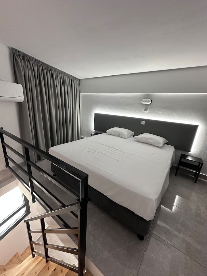 Seacity Stays - Azure - Larnaca