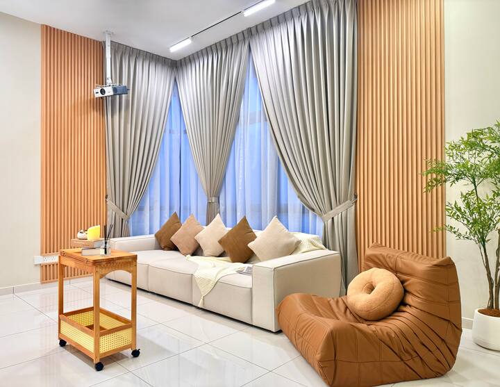 Amber Stay-space Residency-ksl-2br-projector-6pax - Johor Bahru