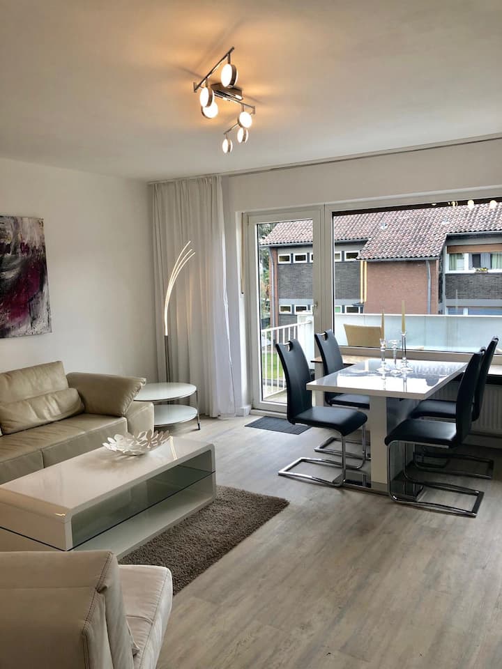 Traumhafte Ruhige 3 Zimmerwohnung Mit Balkon - Ratingen