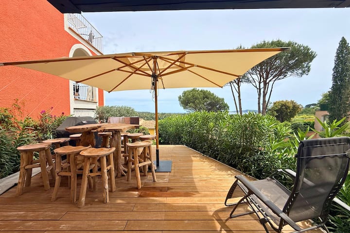 Superbe Appartement Vue Mer Avec Grande Terrasse - Grimaud