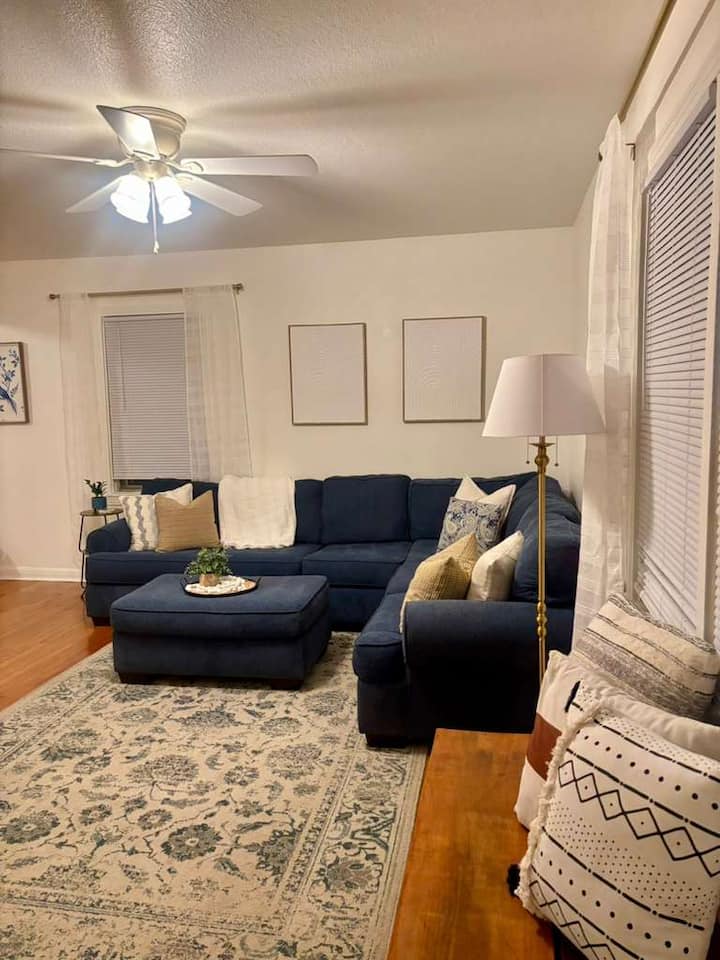 Central Cozy Home Walking Distance To Dickies - Fort Worth, TX
