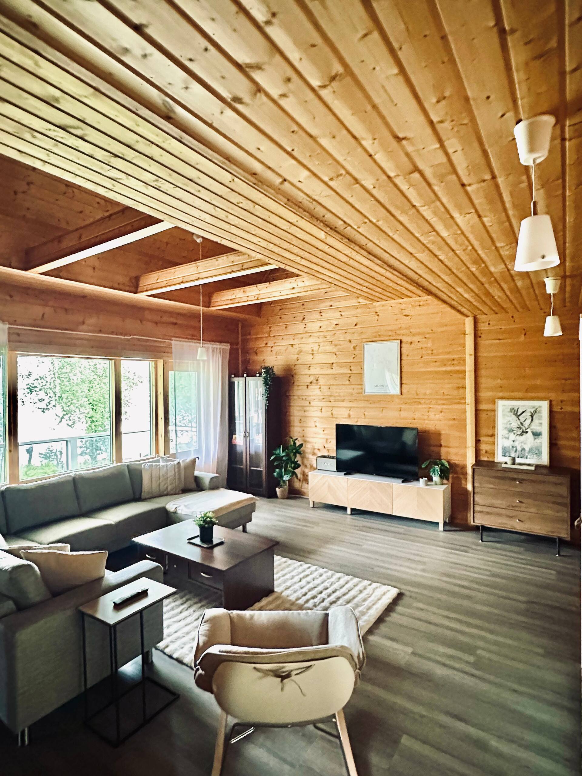 Villa Njalla, Aurora Cabin by the Lake