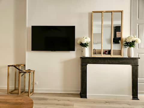 Popular Airbnb listing: La Parenthèse Carnot • Comfort, Elegance & Serenity in Mâcon