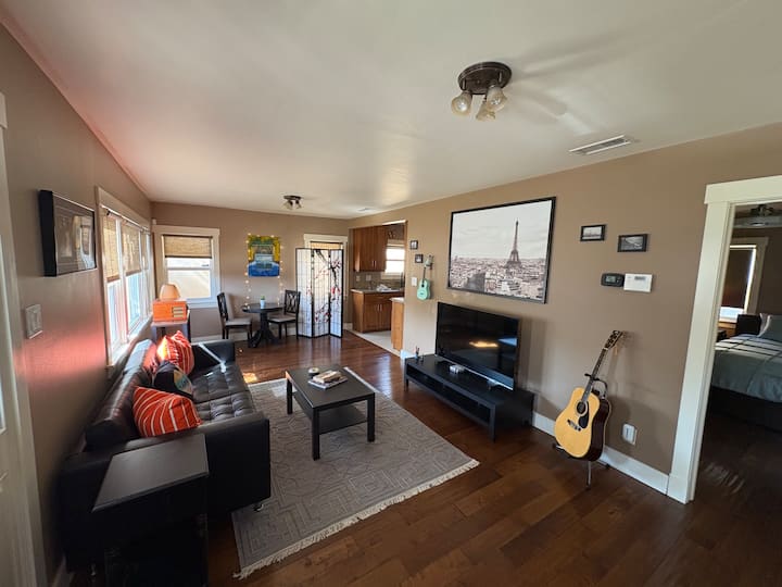 Royal Palms Long Beach Bungalow - 롱비치