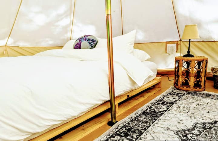 Cozy Woodland Yurt Getaway | Quiet Nature Retreat - Parksville