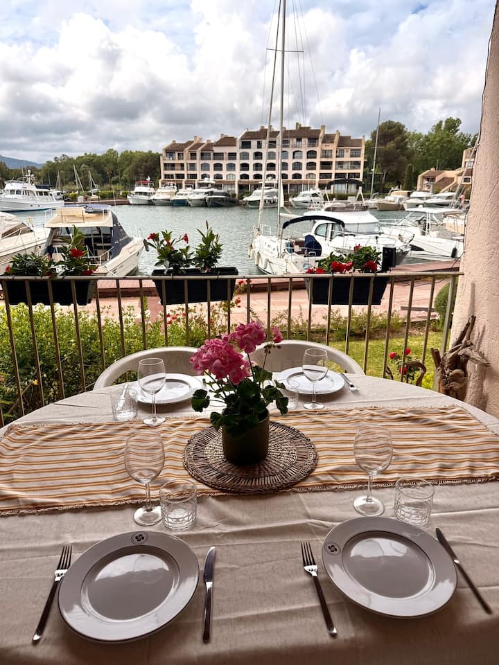 Appartement, Jardin, Terrasse Vue Port Et Mer. - Cogolin