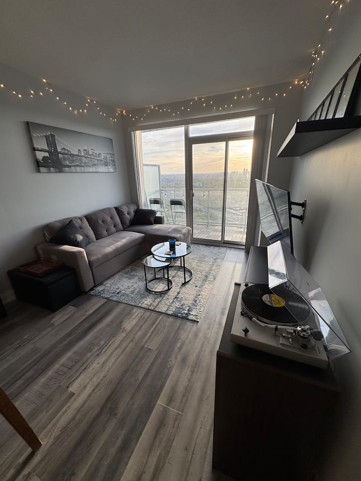 Condo By The Bay - Mississauga