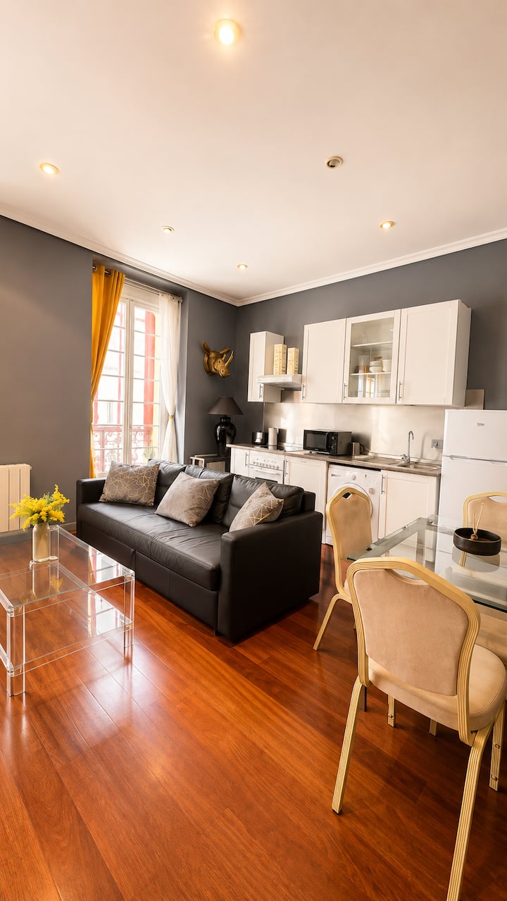 D 5* Casa En El Corazón De Chueca, Madrid - Madrid