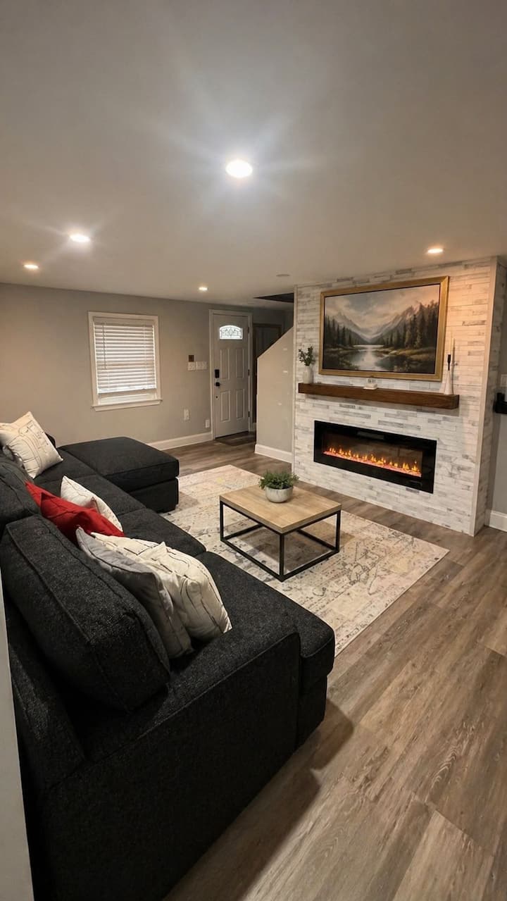 Modern Comfort Escape | Close To Boston! - Brockton, MA