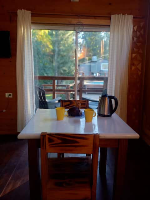 Popular Airbnb listing: "Cabin in the Delta · Deck and pool · Rama Negra" in Primera Sección